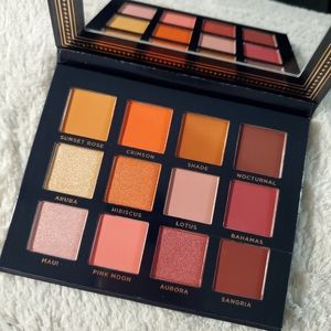 Ace Beaute Eyeshadow Palette